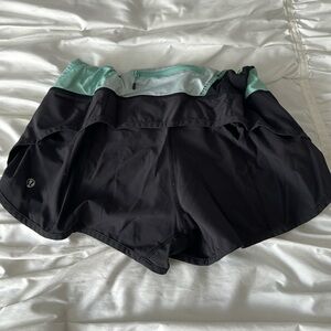 Lululemon short
